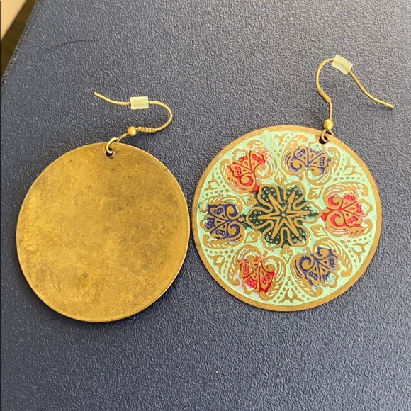 Forever 21 Earrings - Picture 2 of 2